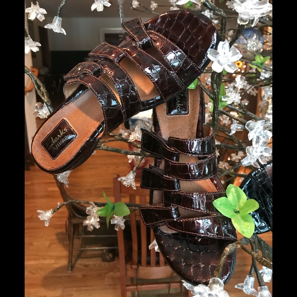 ‼️RFC FINAL MD⬇️‼️Clark Artisan sandal Brn 8 1/2W